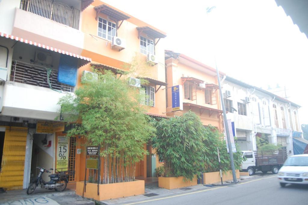 Yellow Mansion Hotel Malacca Exterior photo